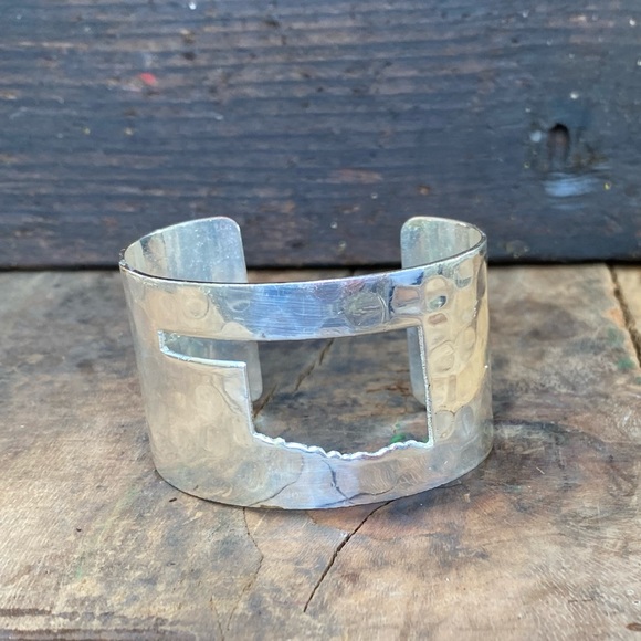 Rustic Cuff Oklahoma cuff - Picture 3 of 3